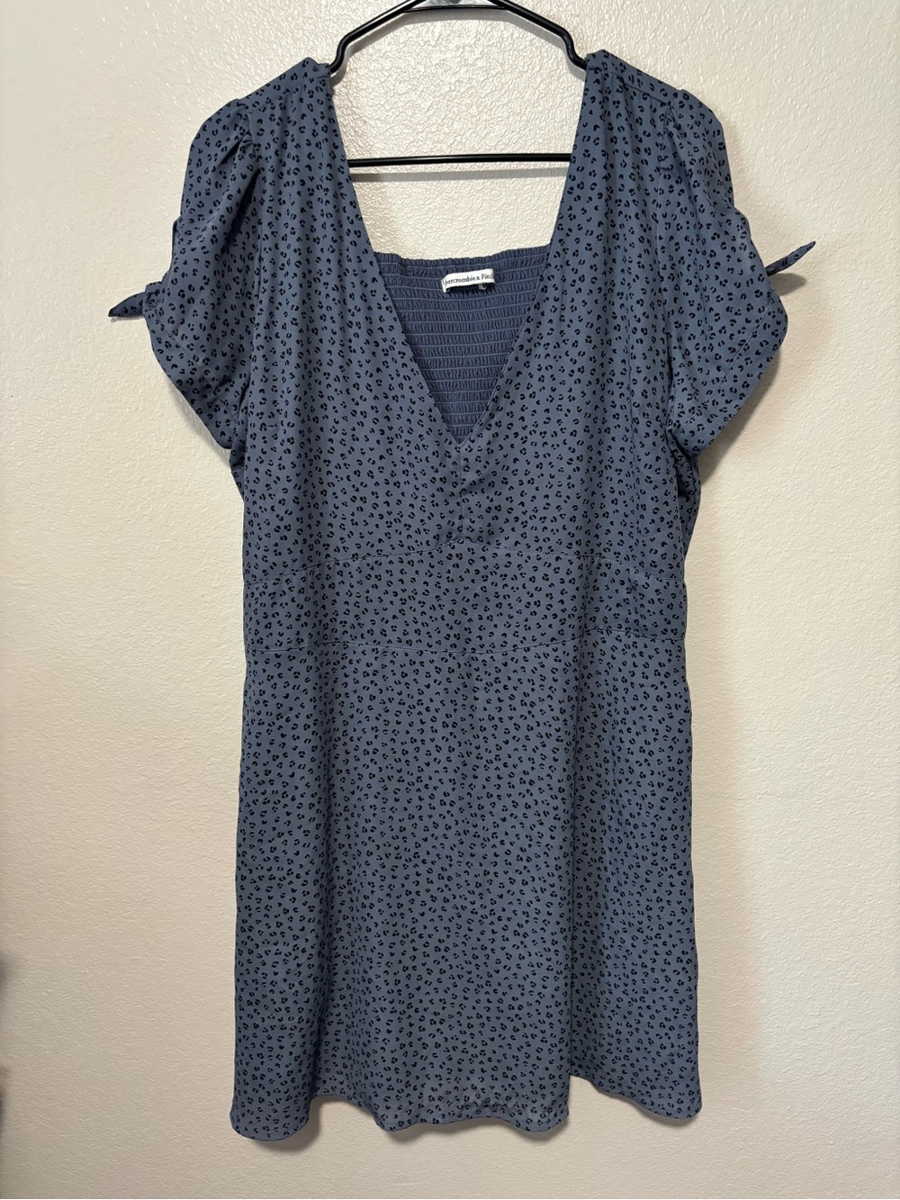 Smocked V-neck Navy Mini Dress with Dot Print size XL